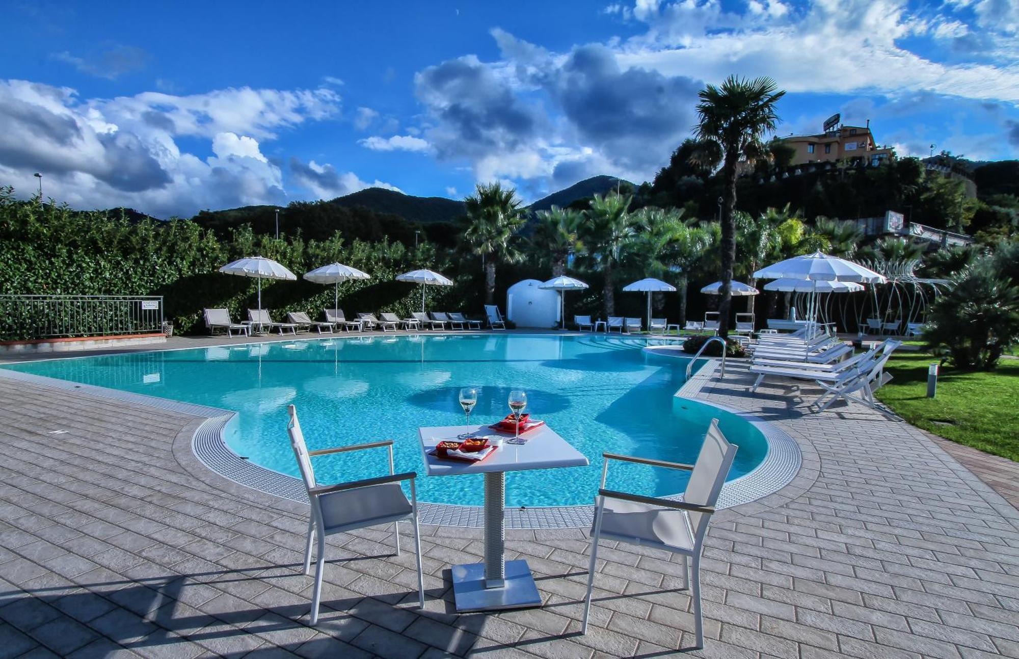 San Severino Park Hotel & Spa, BW Signature Collection メルカート・サン・セヴェリーノ エクステリア 写真